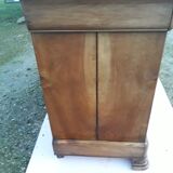 Louis Philippe walnut veneer 5 drawers with black marble tray and key