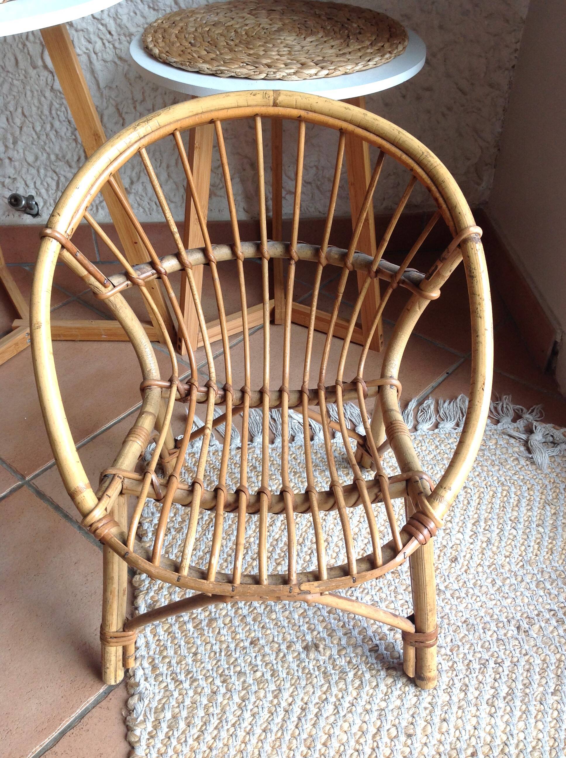 Child's shell chair in rattan / vintage 60s-70s