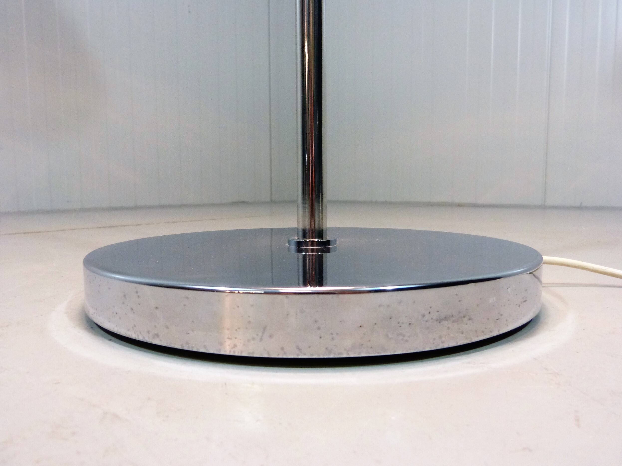 Italian floor lamp glass shade 1960’s