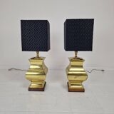 Paire de lampes de table de style Régence avec abat-jour noirs – Base en laiton et bois