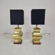 Paire de lampes de table de style Régence avec abat-jour noirs – Base en laiton et bois