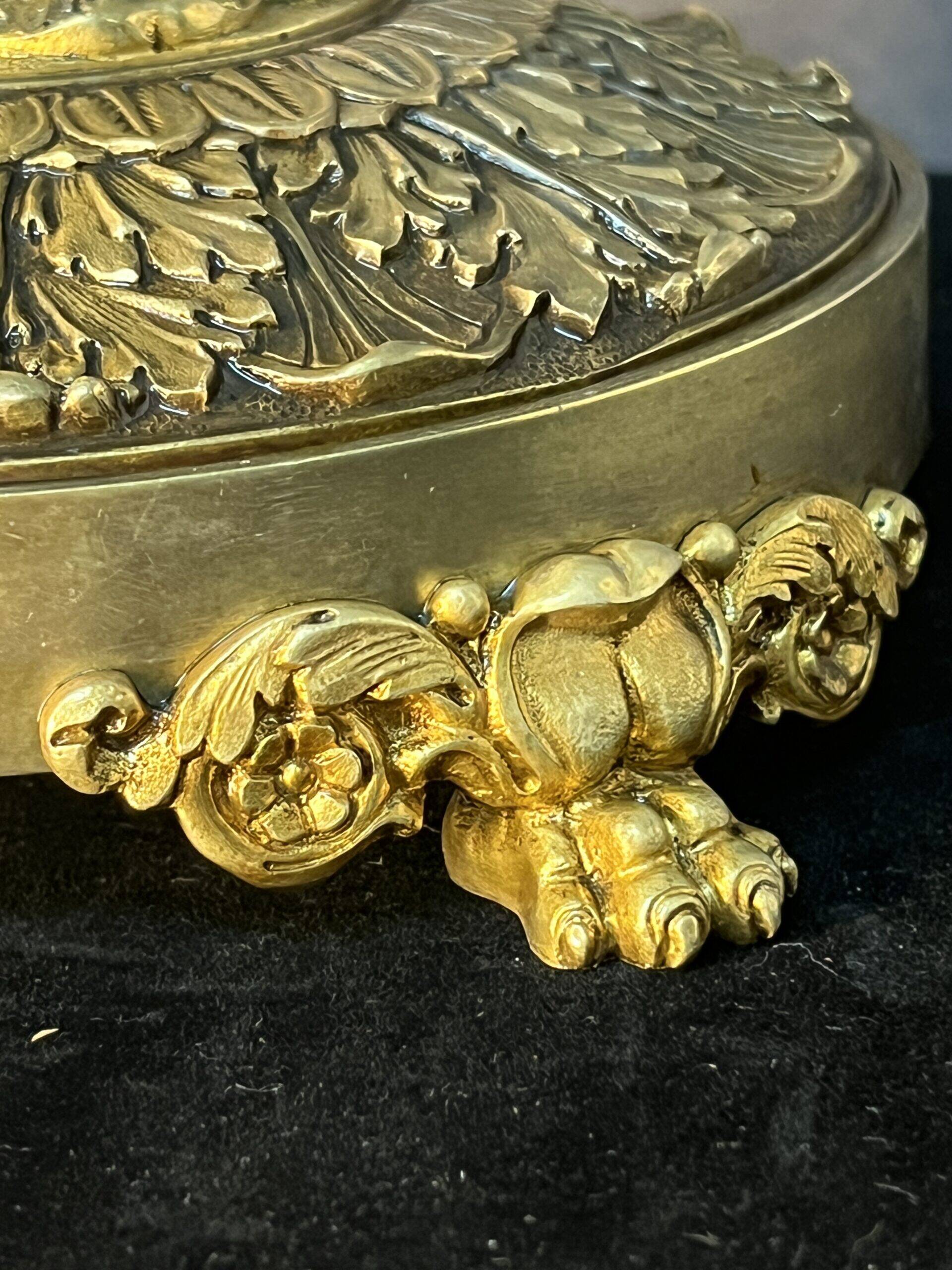 Très belle et ancienne coupe Empire DLG de Pierre-Philippe Thomire, décor de cygne