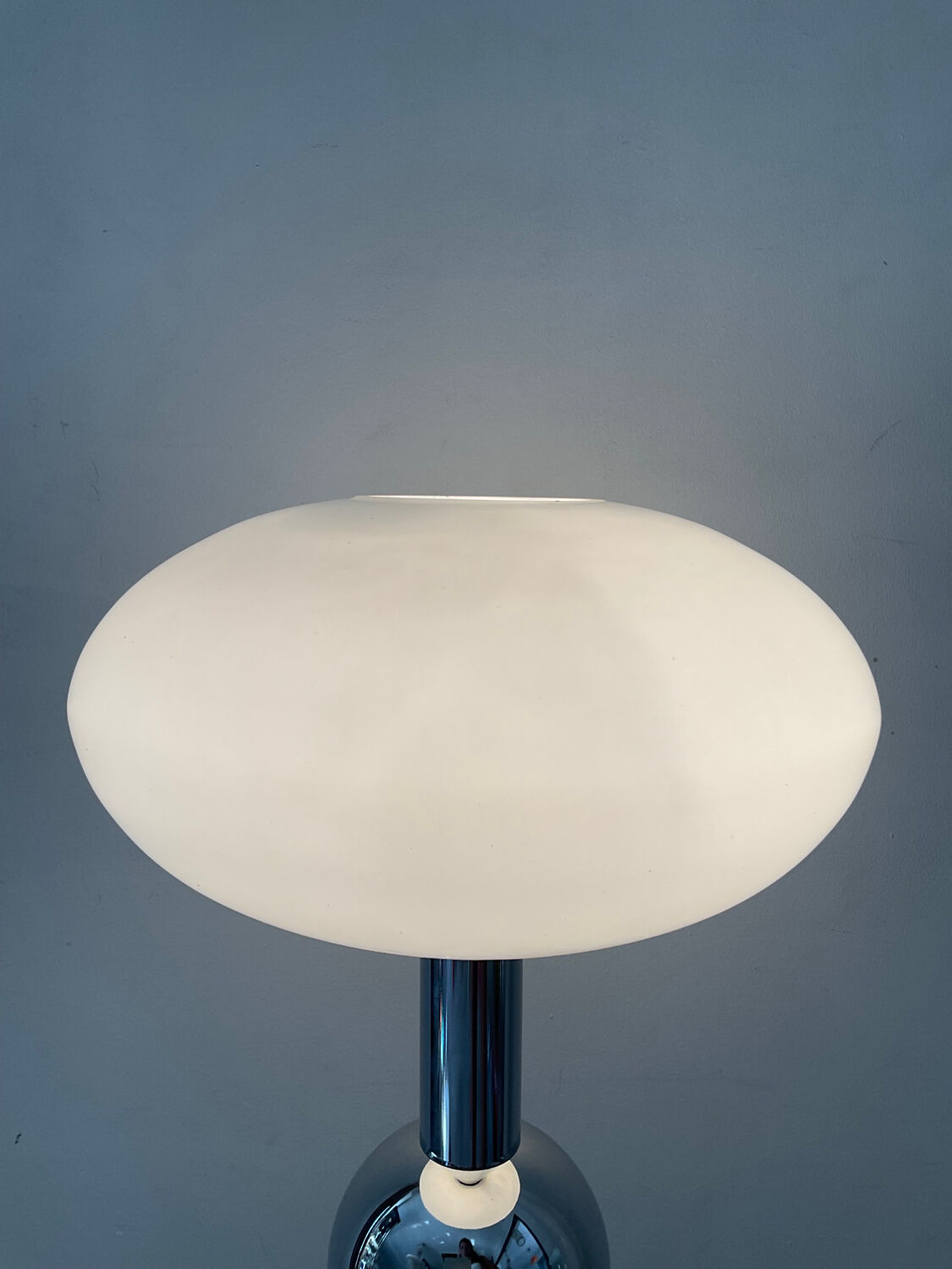 Space Age saucer lamp from the 70s