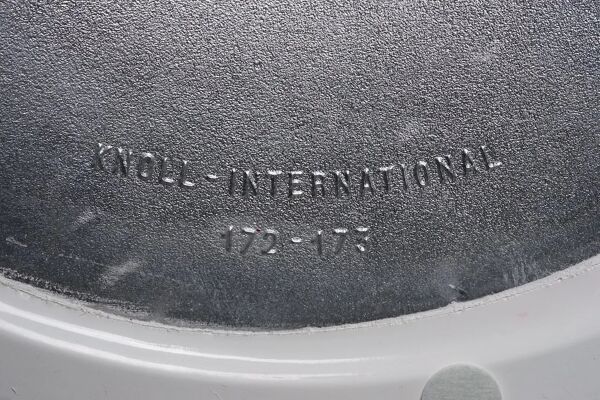 Table à manger Tulip par Eero Saarinen pour Knoll Int. ⌀ 91,5 cm