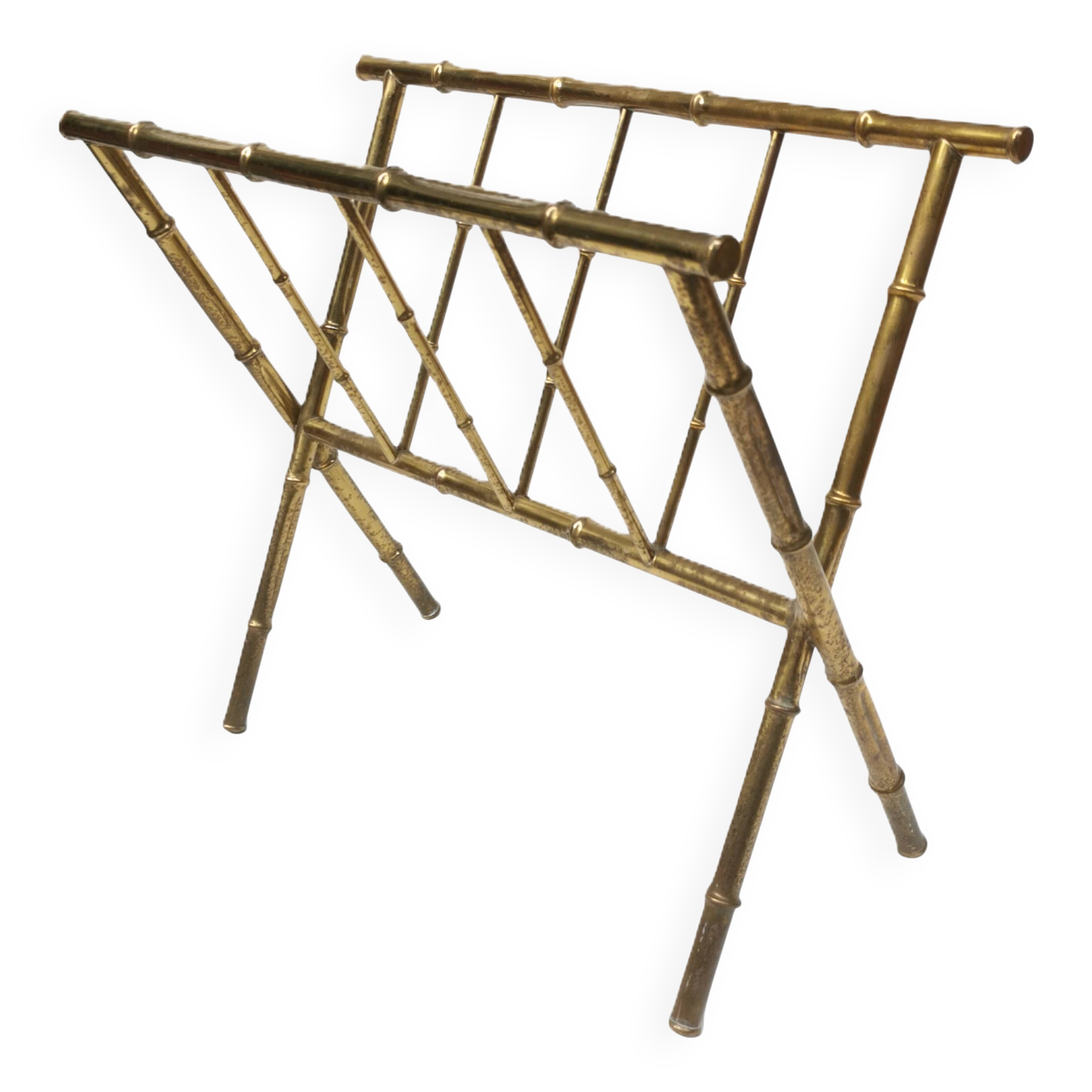 Vintage magazine rack 60s 70s Hollywood Regency style faux bamboo