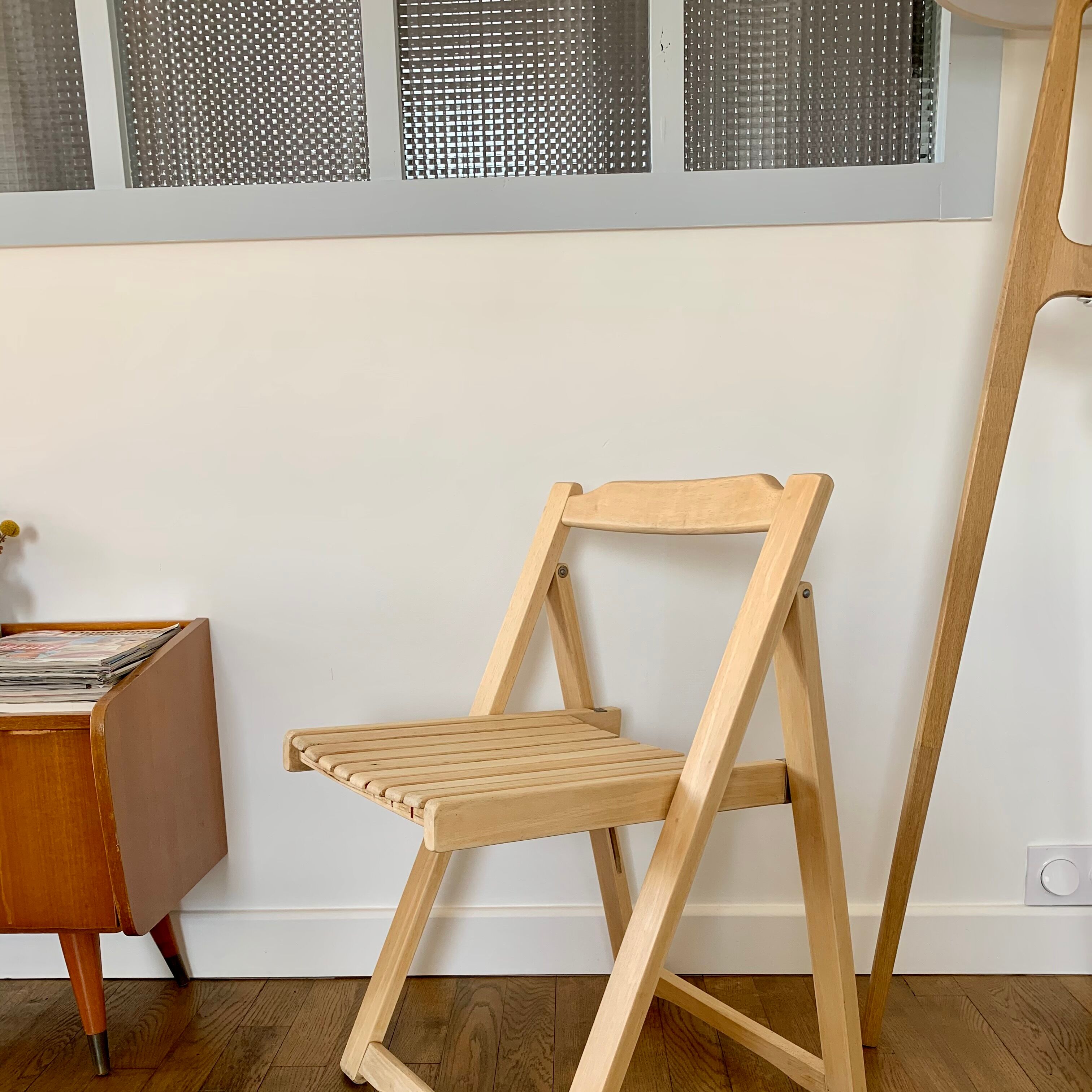 Vintage light wood folding chair