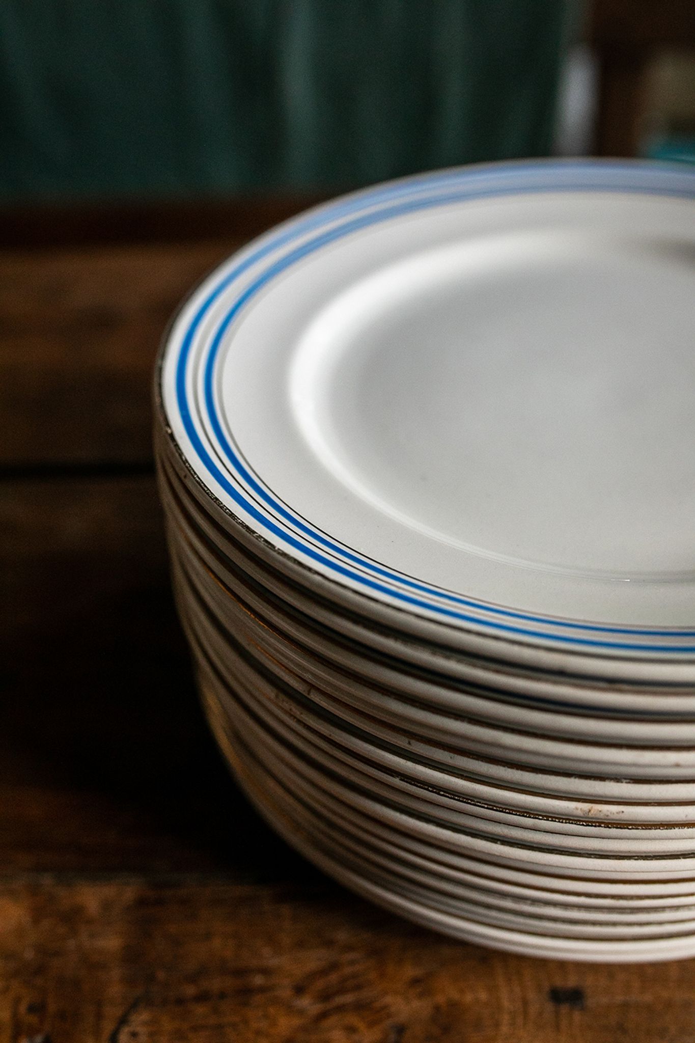 Onnaing's earthenware service