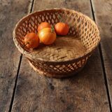 Round basket vintage braided wicker