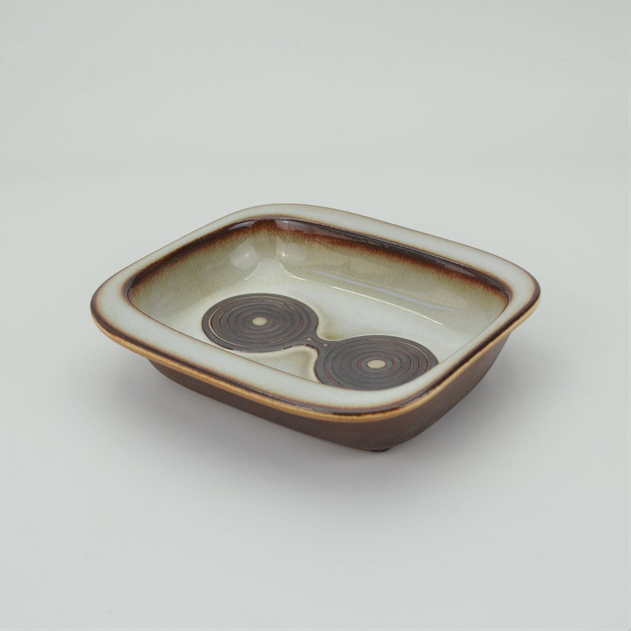 Plat en grès Grey Serie de Ejner Johansen pour Søholm Stentøj