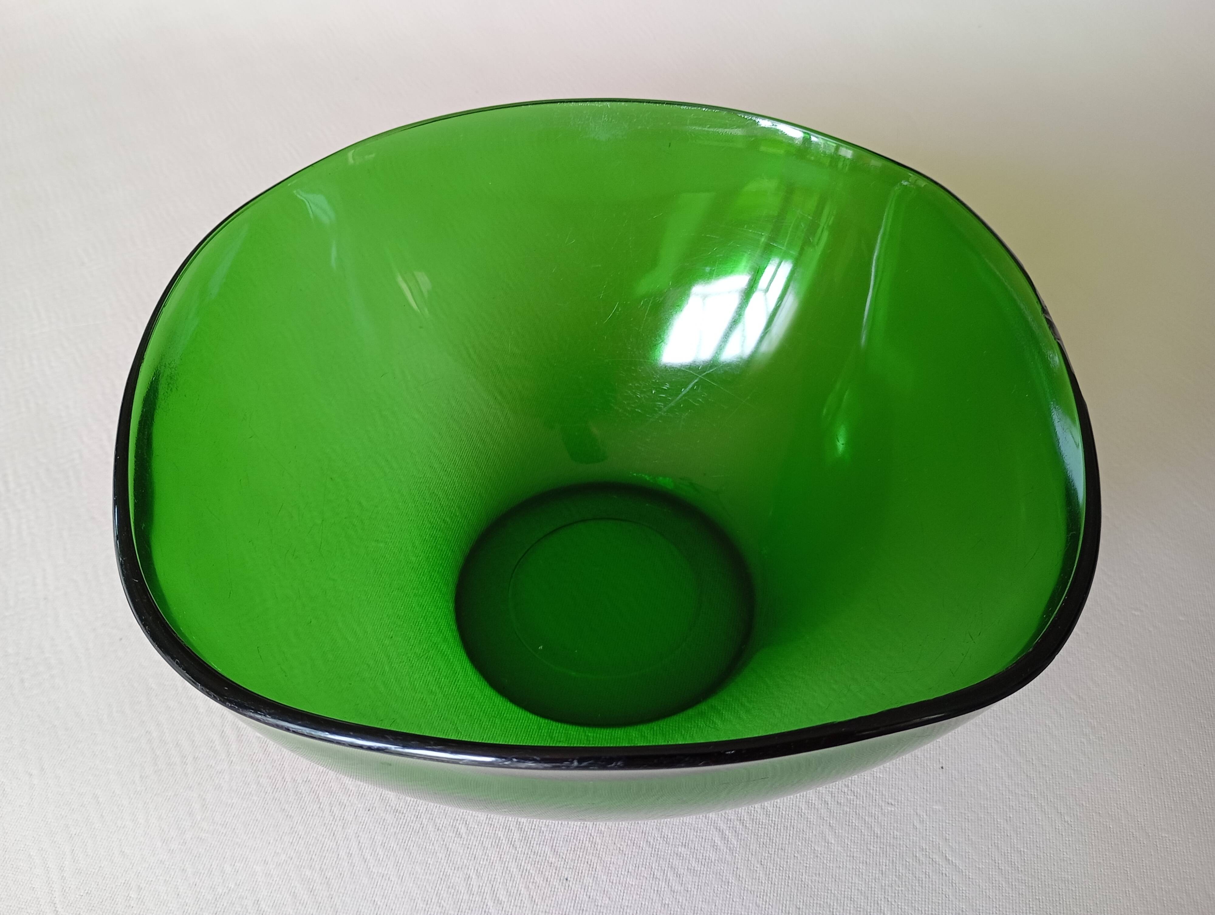 Vereco forest green salad bowl