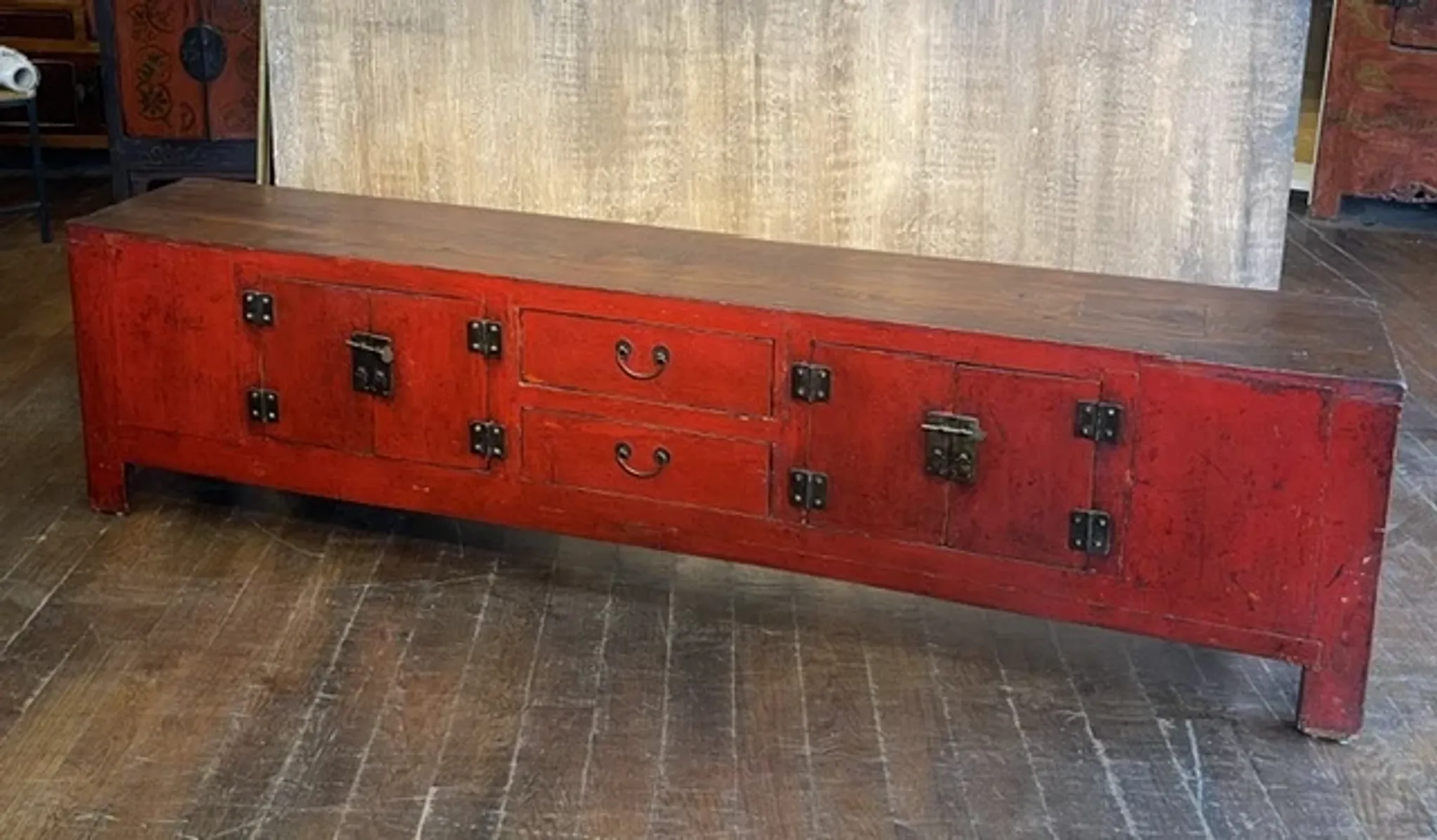 Low ancient Chinese enfilade