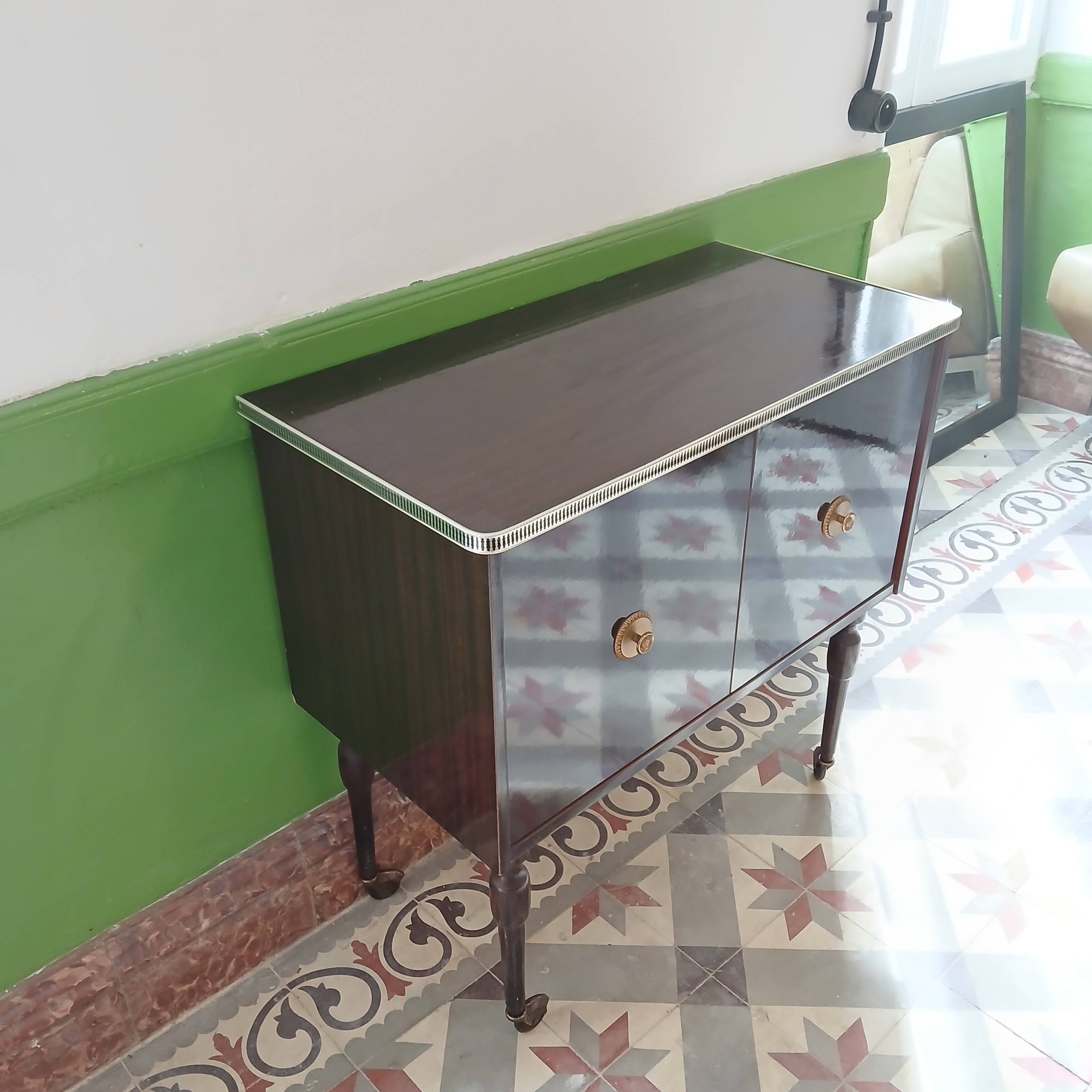 Lacquered wood bar cabinet, 1960s/1970s