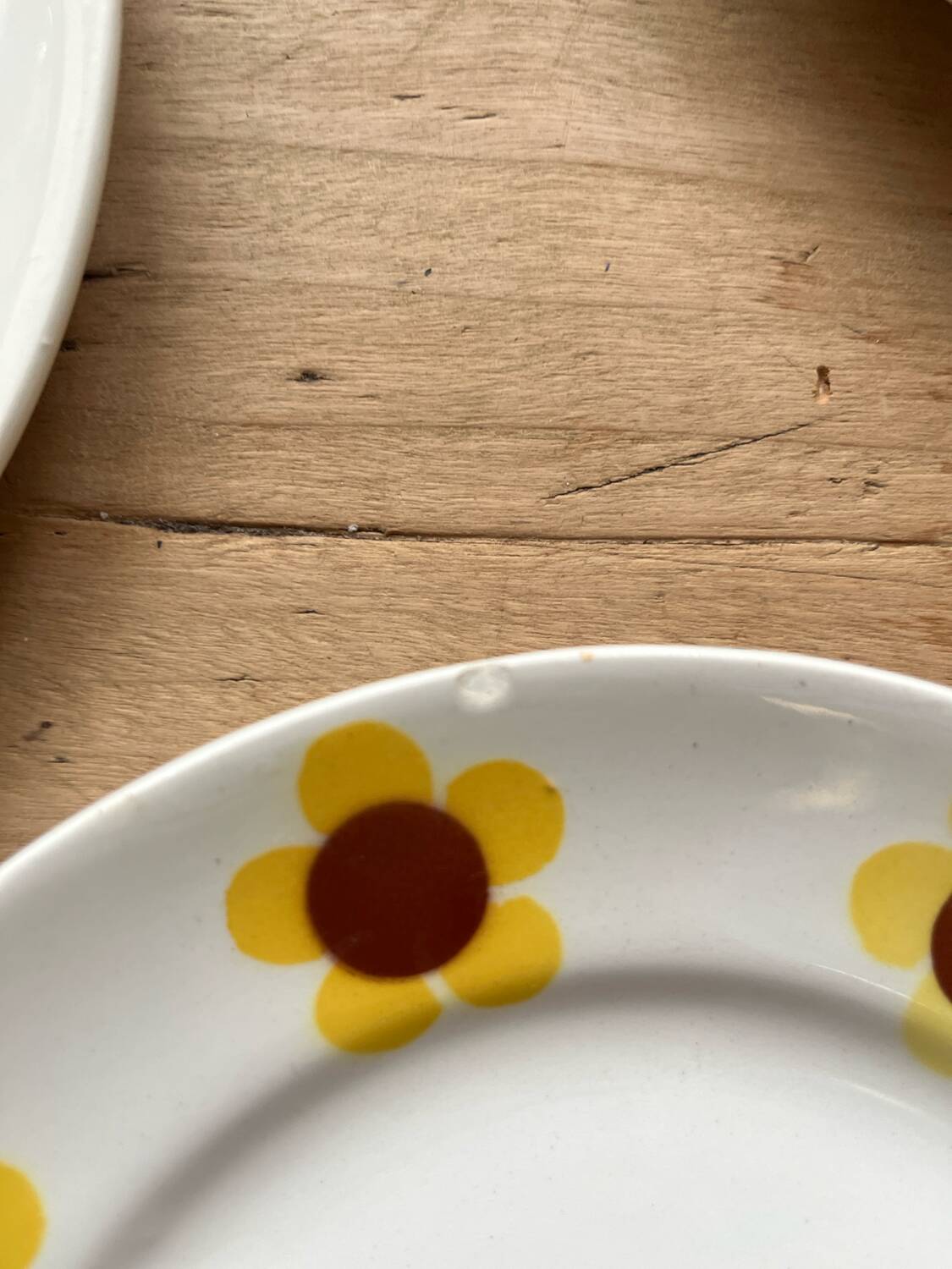 6 sunflower dessert plates Moulins des loups