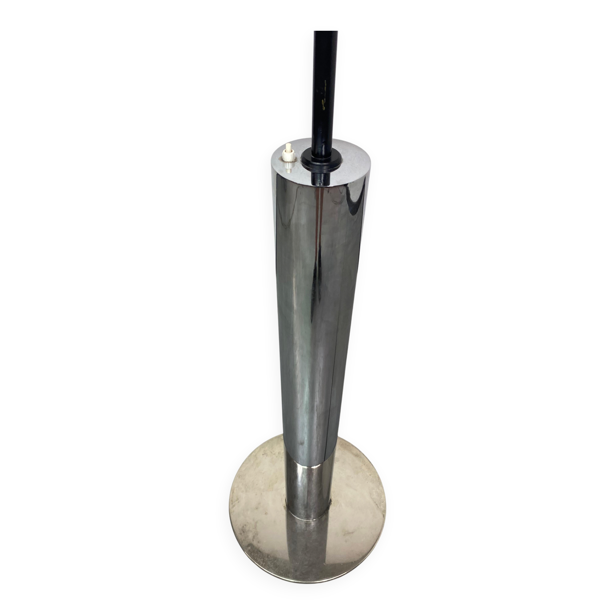Lampadaire moderne du milieu du siècle