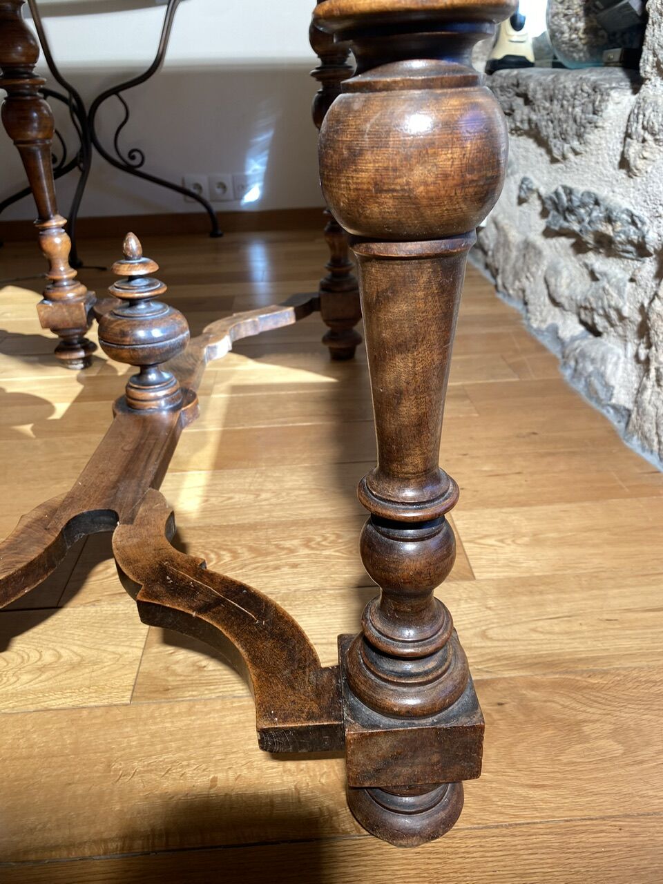 Louis XVIII style table, late 19th century