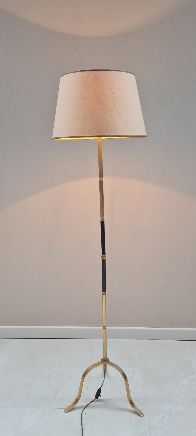 Tripod floor lamp in brass and bakelite 1950