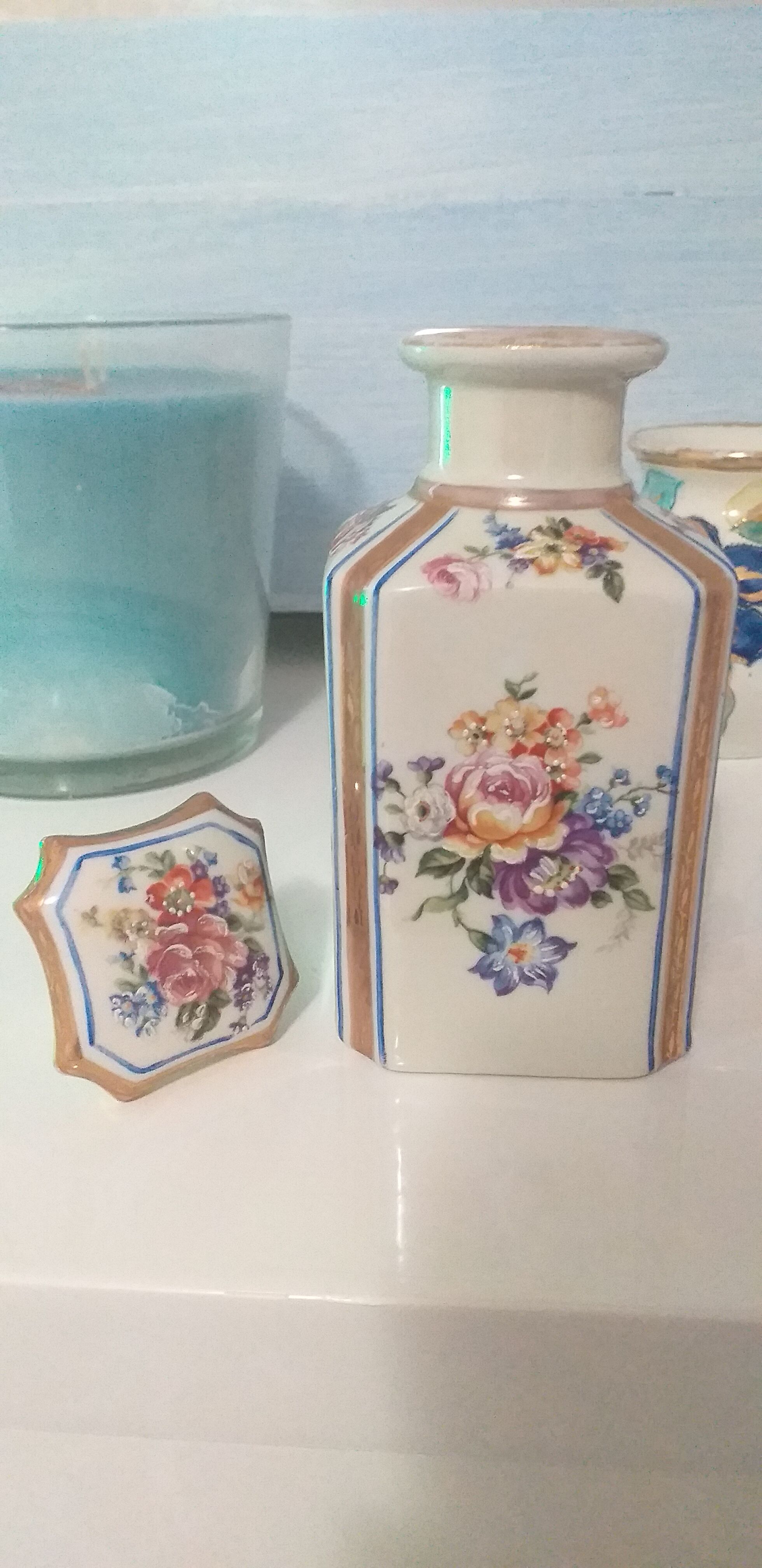 Porcelain bottle
