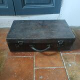 Leather suitcase 1900