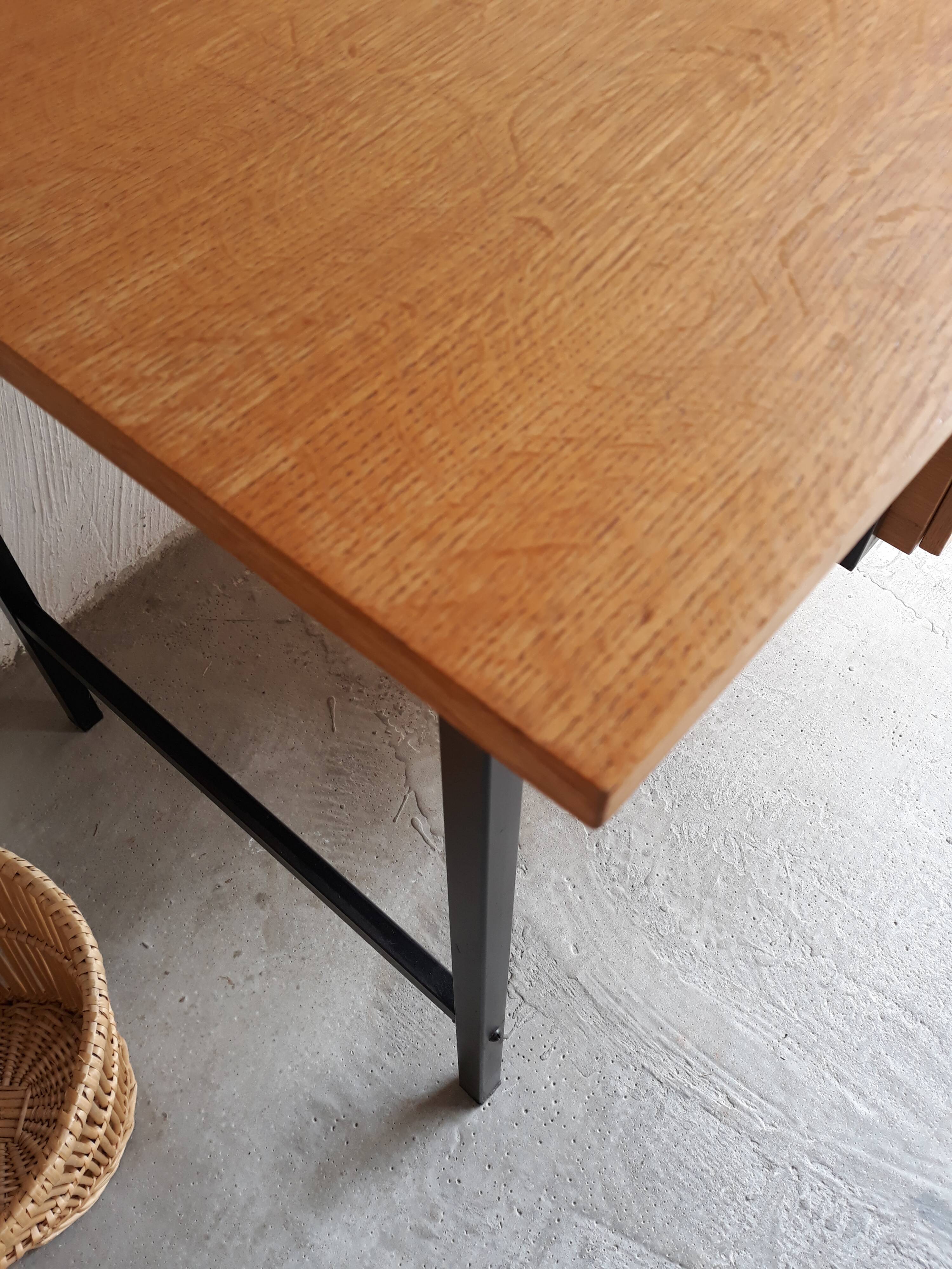 Bureau moderniste vintage 1960