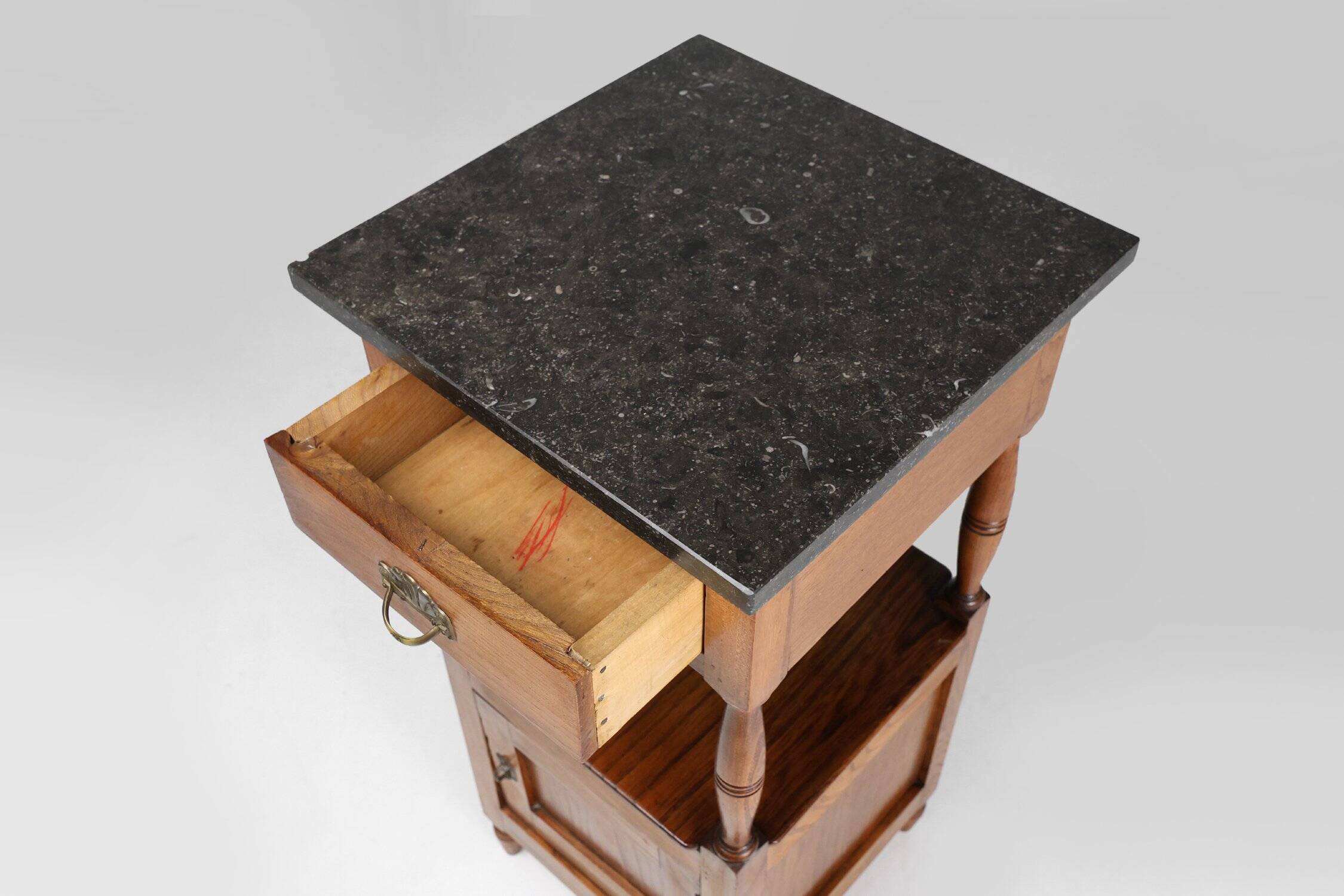 Table de nuit Art Déco française avec plateau en pierre bleue, années 1920