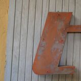 Letter to sign vintage metal "T".