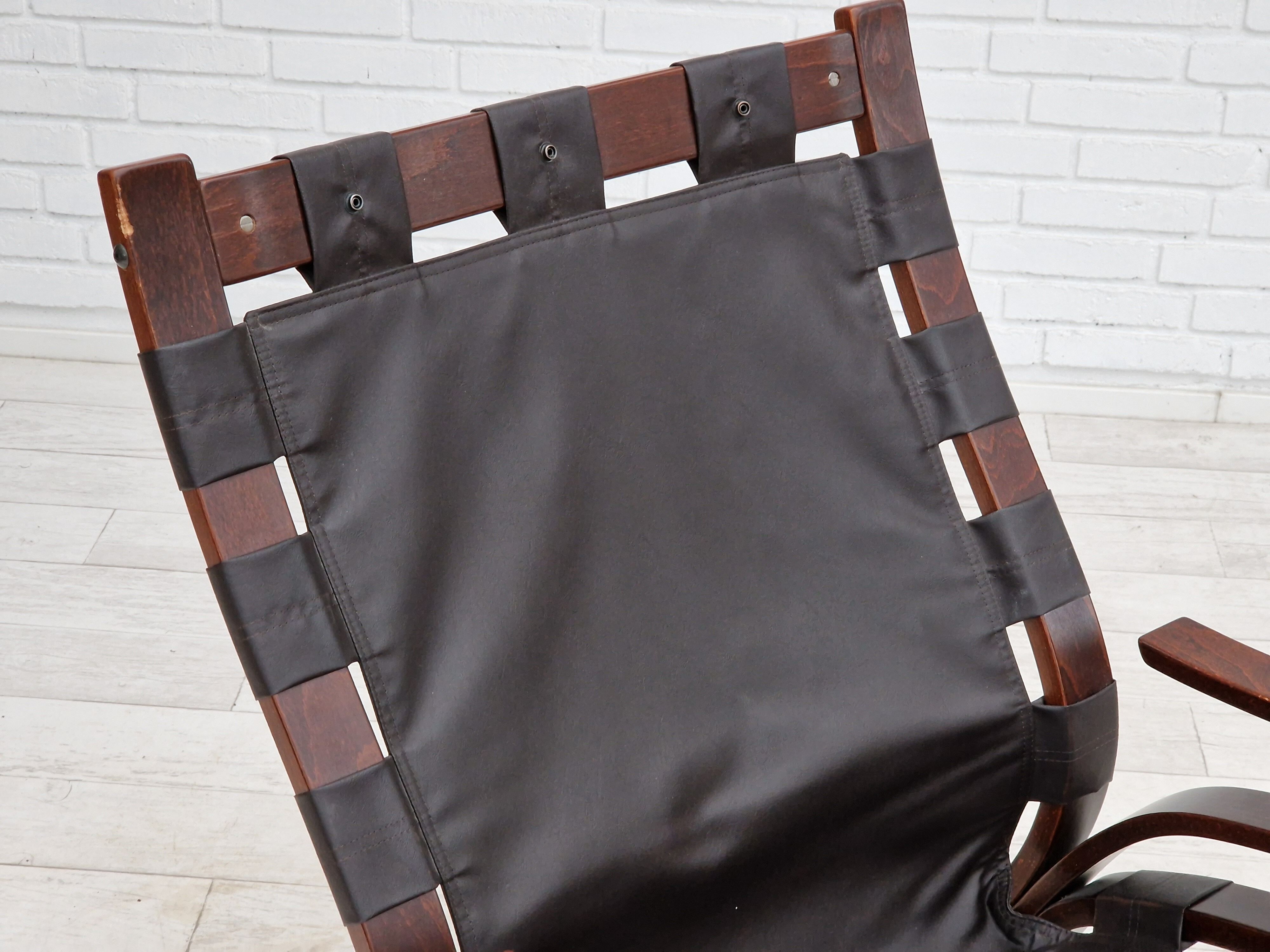 1970s, Norwegian design, Lounge chair model "Kengu" by Erde and Nordahl Solheim for Rybo Rykken