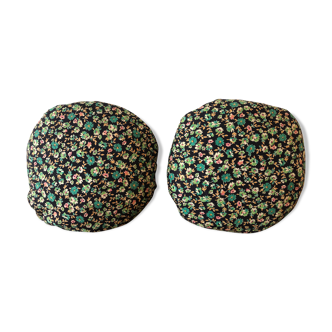 Vintage cushion duo