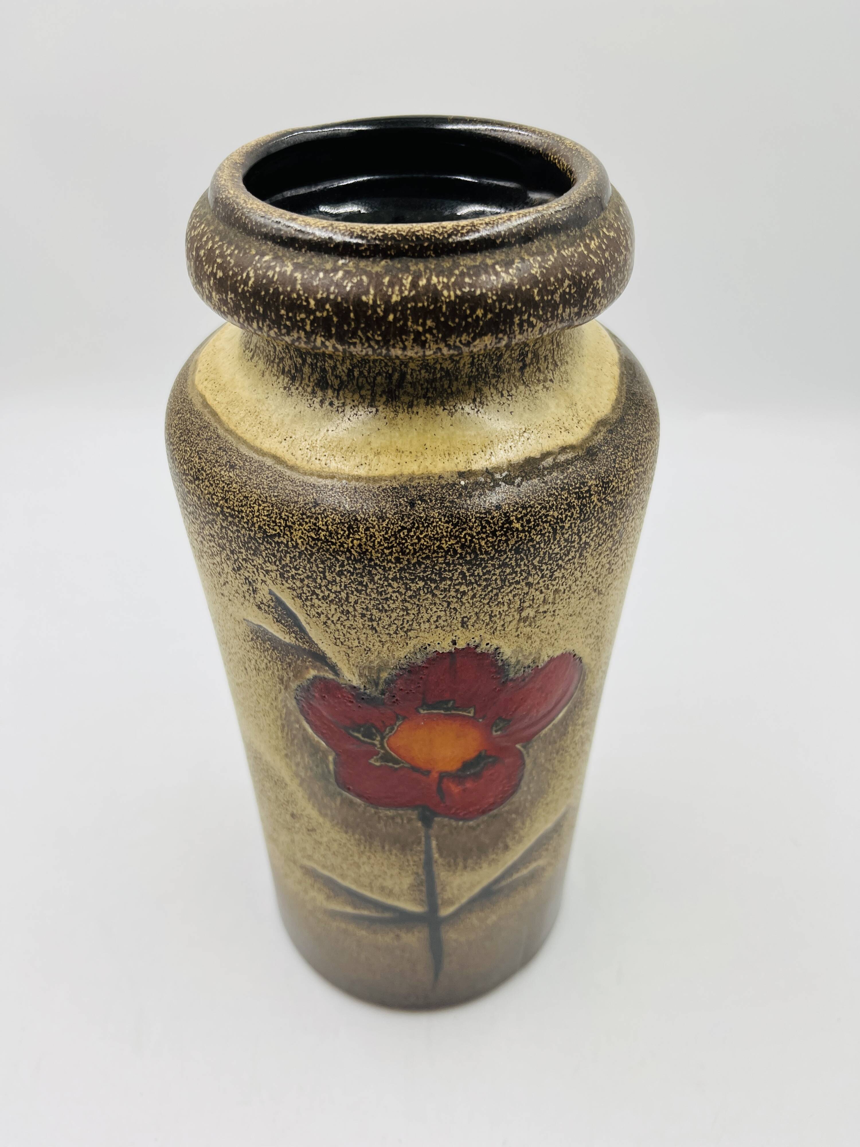 Scheurich vase shape 517 floral decoration by Heinz Siery