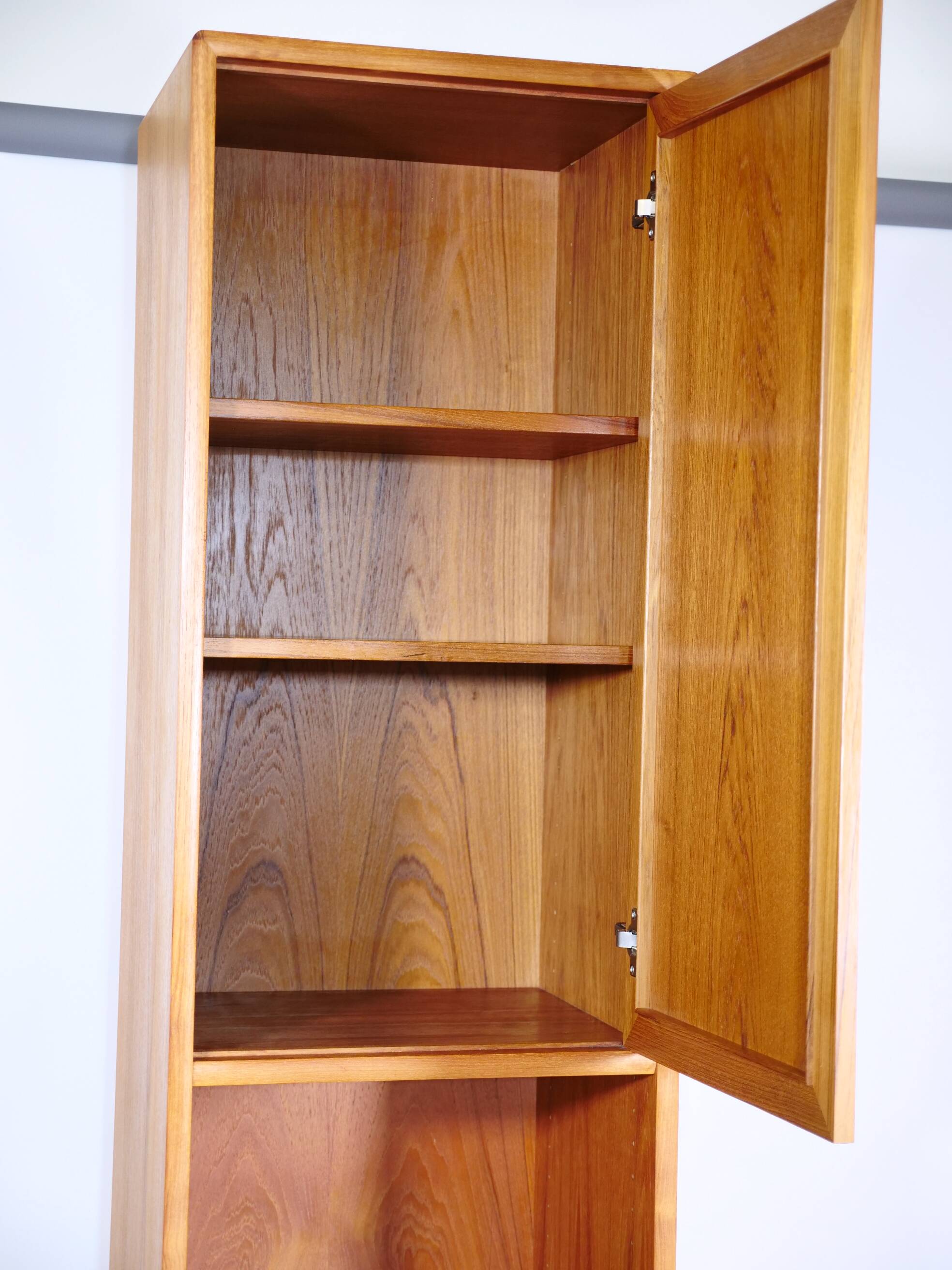 Meuble modulaire étroit en teck, étagère 3, design Skandi, années 1970