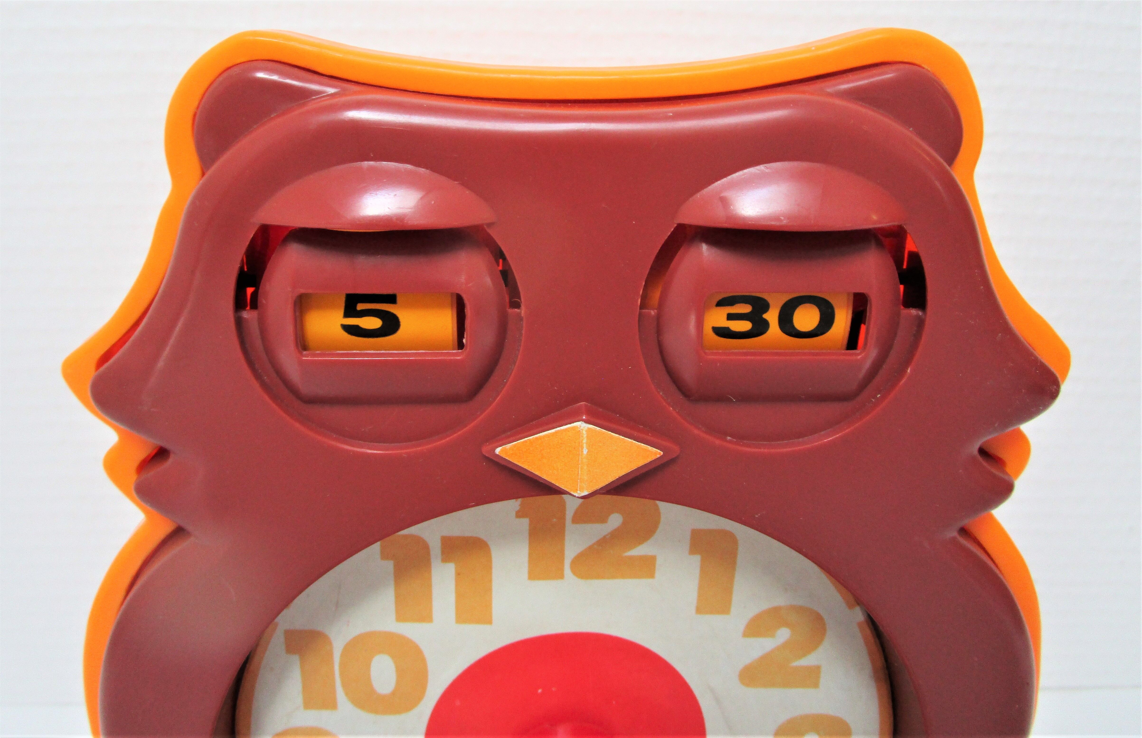 Nice vintage educational toy clock from the 70s