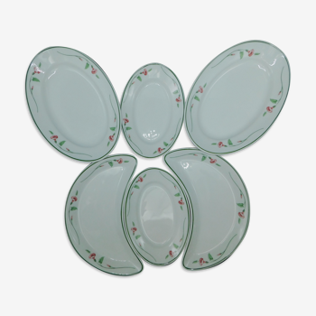 6 Pillivuyt serving dishes decorated with Liserons