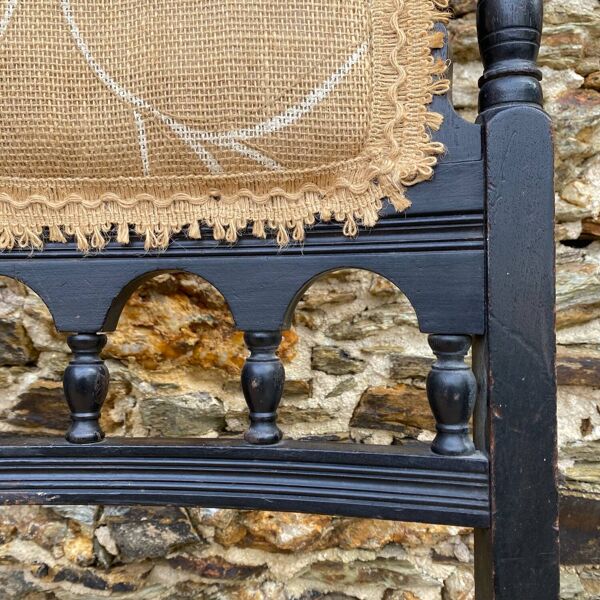 Chaise à nourrice stylé victorien , chauffeuse fin XIXe
