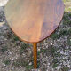 Table basse tripode vintage