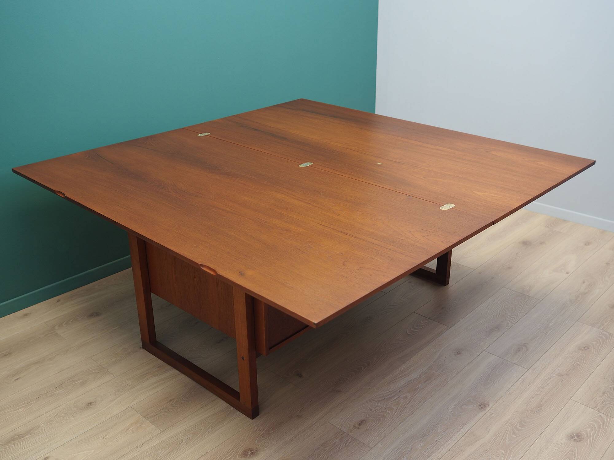 Teak desk, Danish design, 1970s, production: Denmark