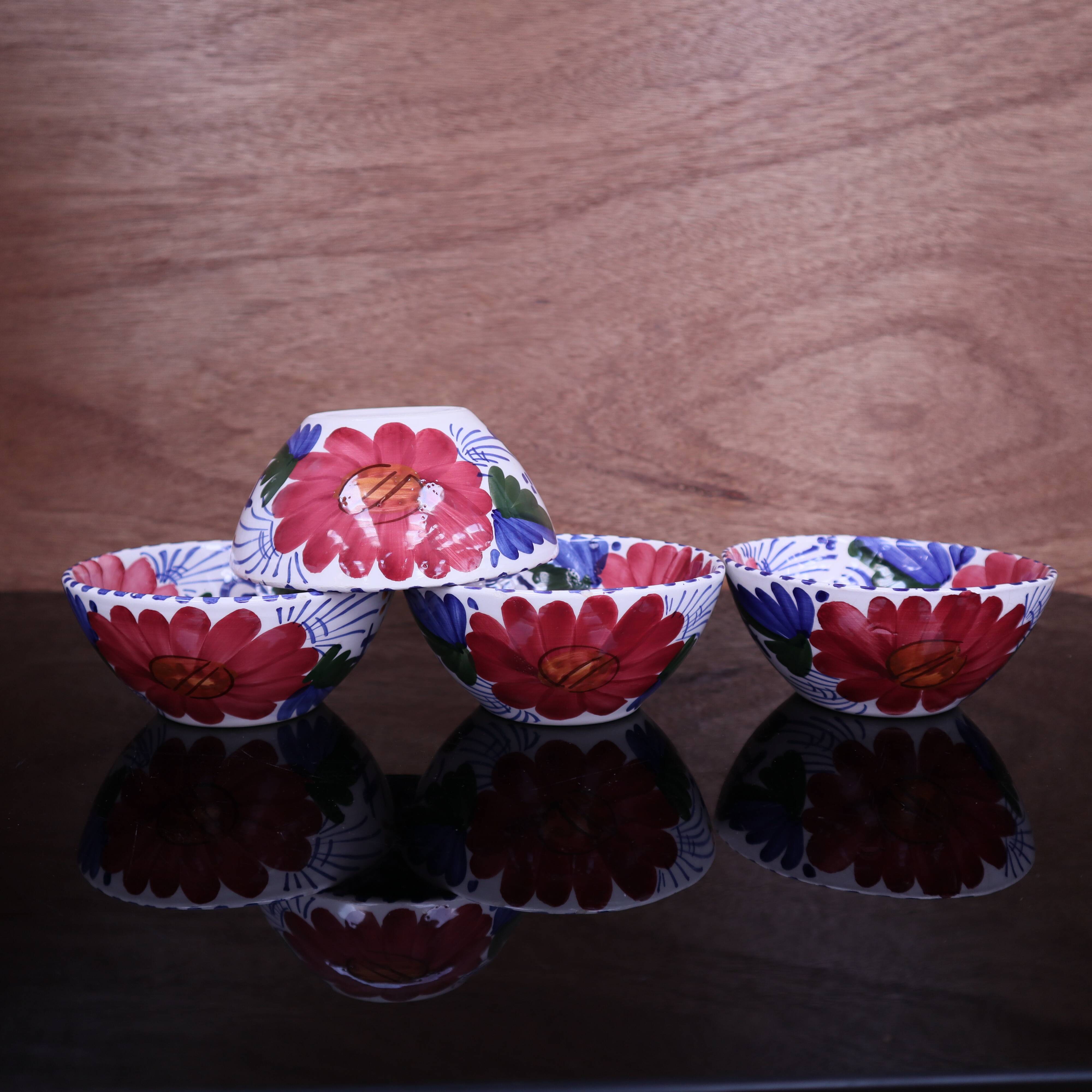 4 Pretty vintage ceramic bowls hand-painted