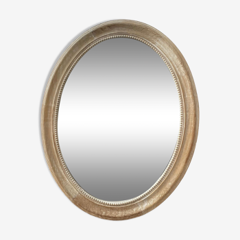 Miroir en bois de forme ovale
