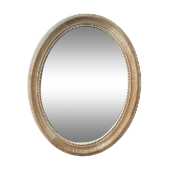 Miroir en bois de forme ovale