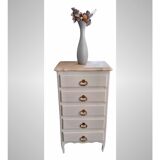 Old chest of drawers