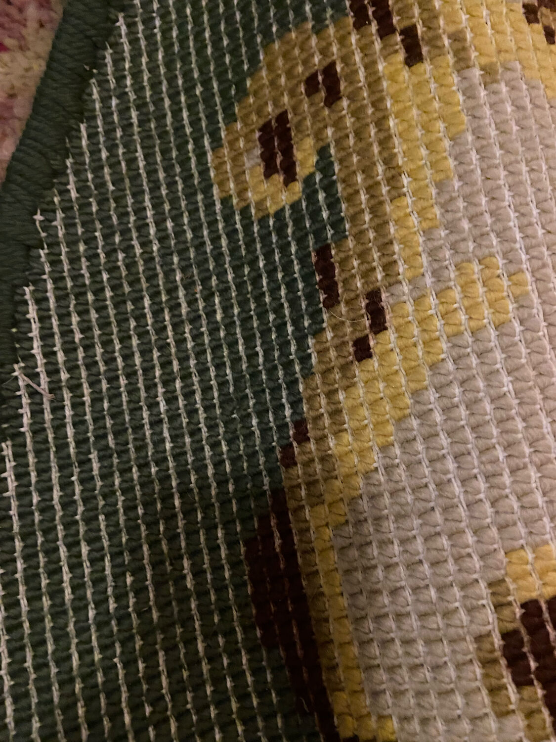 Round vintage wool rug 145cm