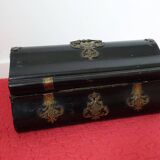 Domed Napoleon III hinged chest by Alphonse Giroux in Paris