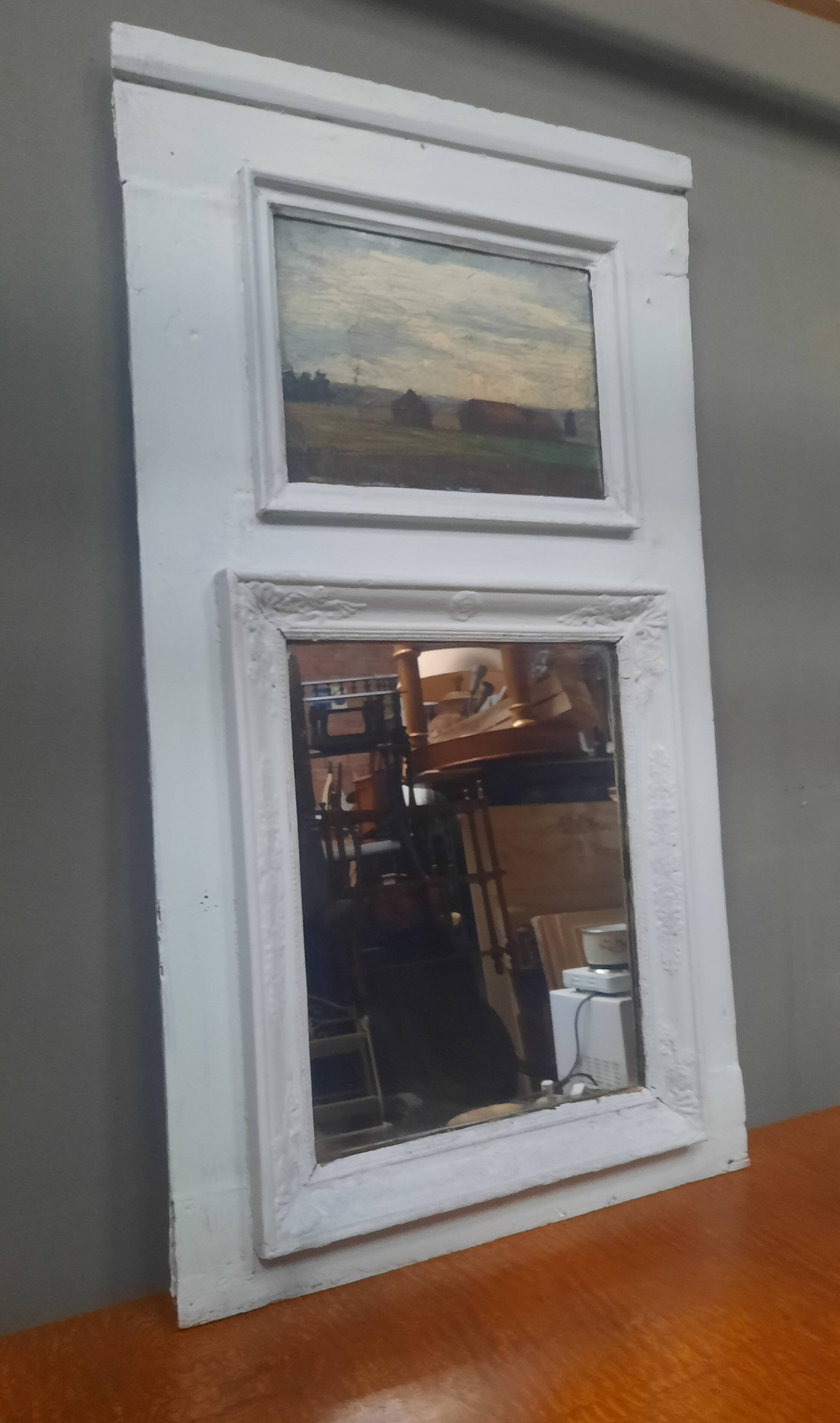 Small hanging trumeau