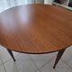 Table ronde en teck design scandinave fin années 60