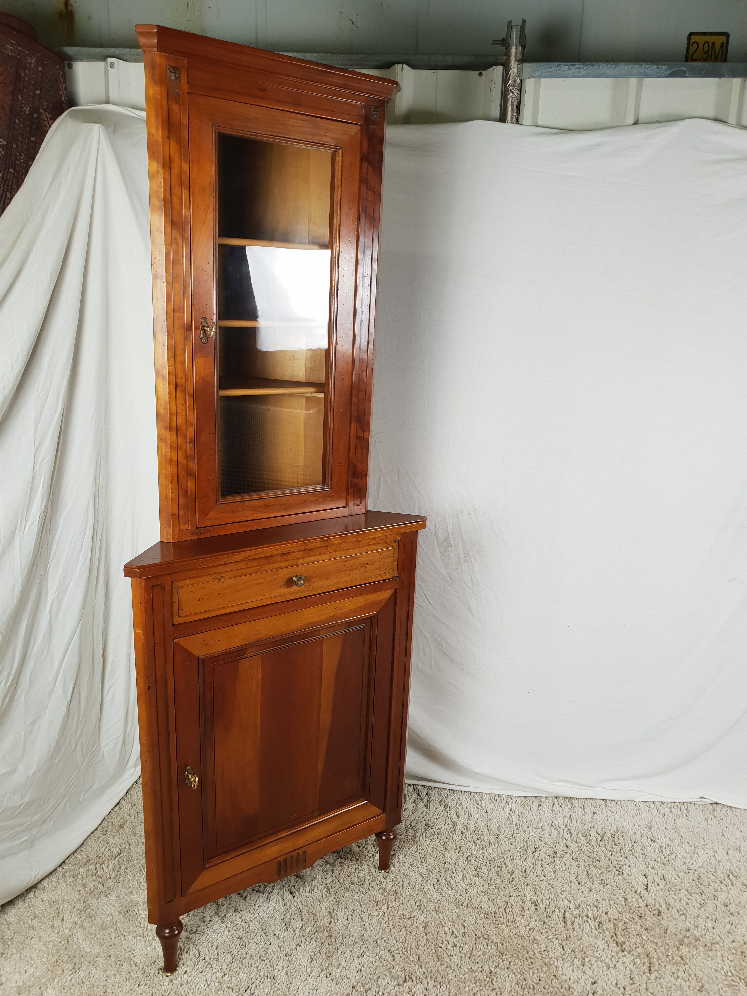 Furniture corner 2 vitreous Louis-Philippe style