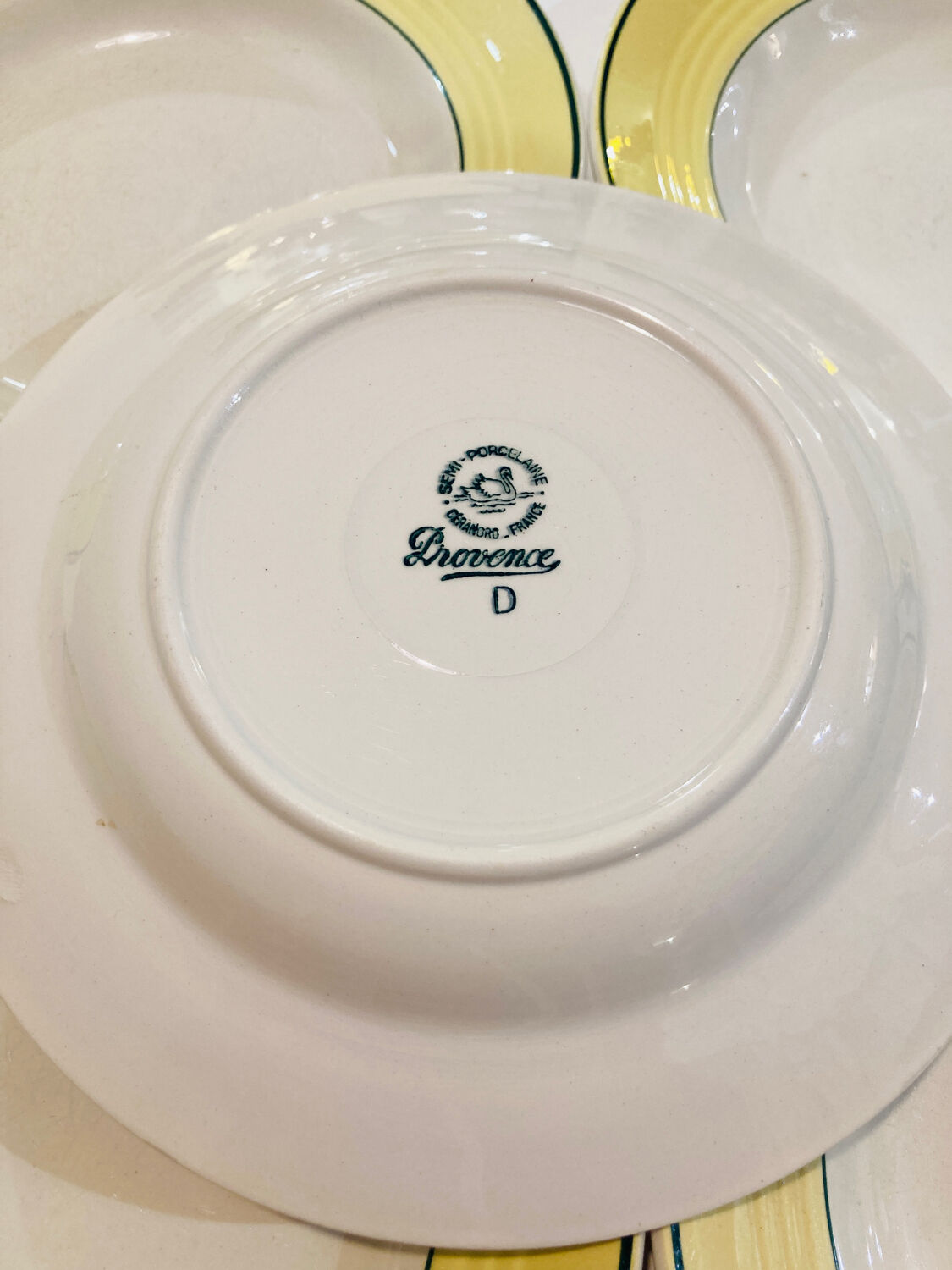 5 hollow plates ceranord faïence-provence yellow and green