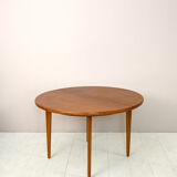 Vintage round extendable table