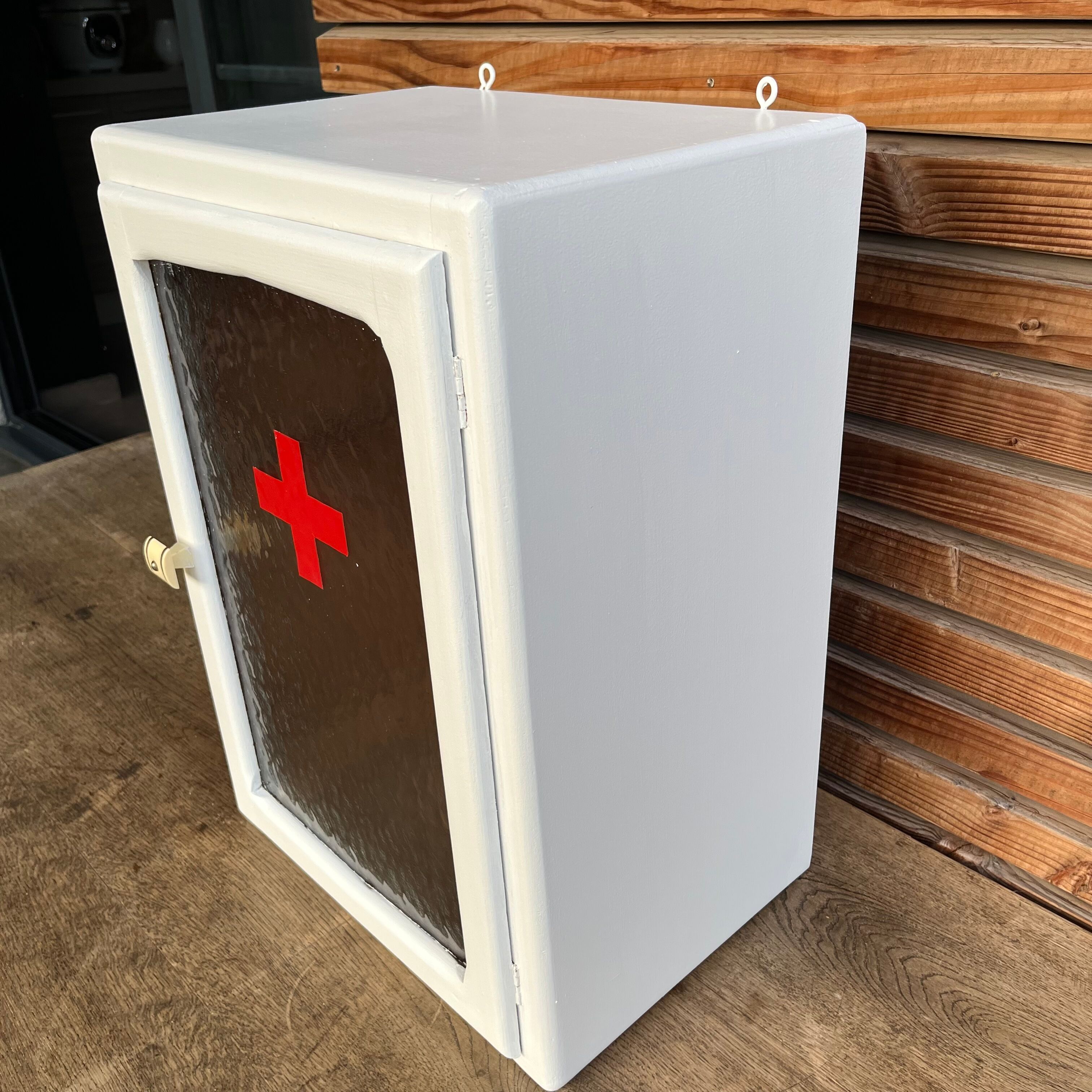 Glazed medicine cabinet