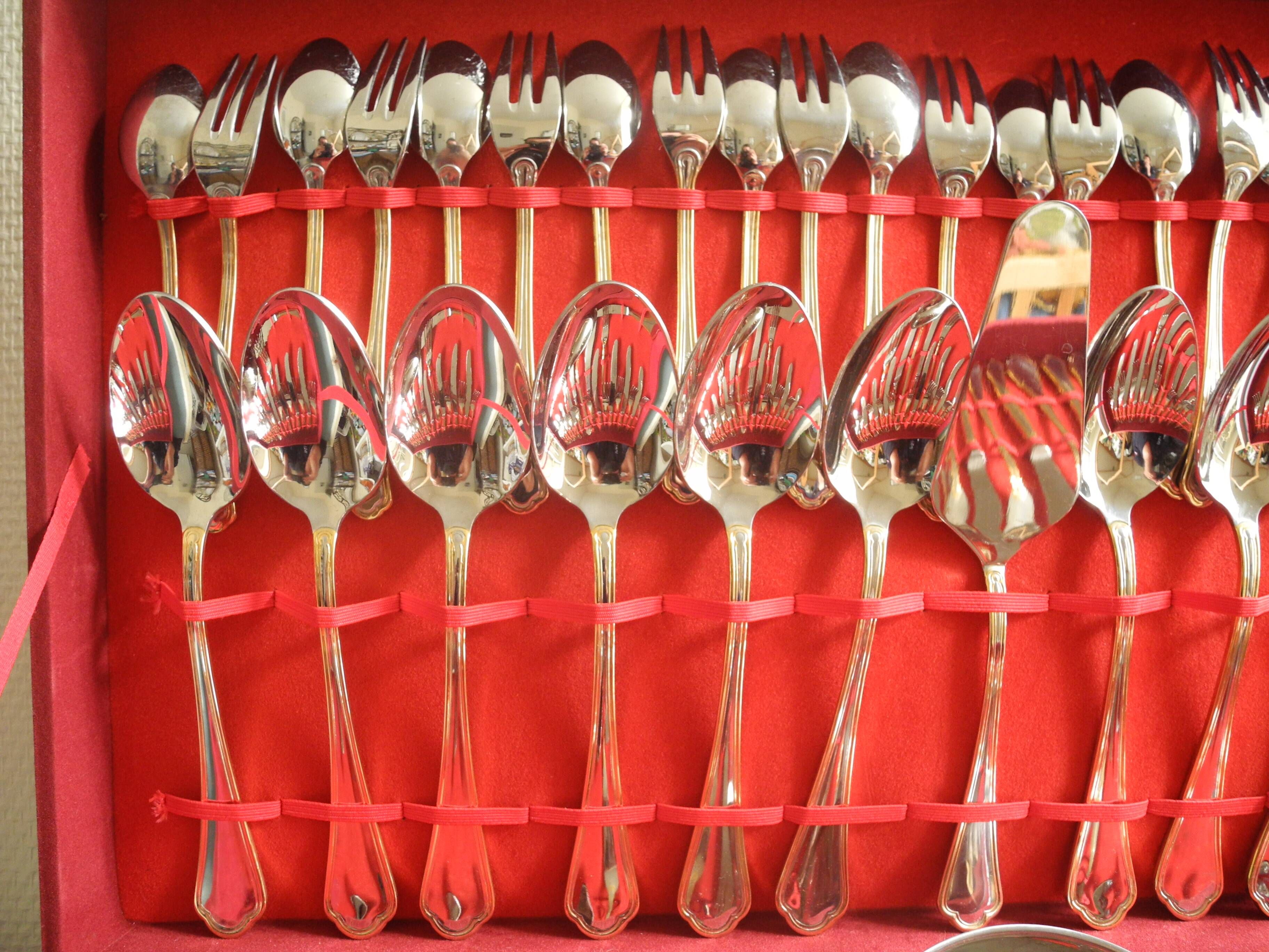 62-piece vintage stainless steel cutlery set, Eme 18/10, Italy