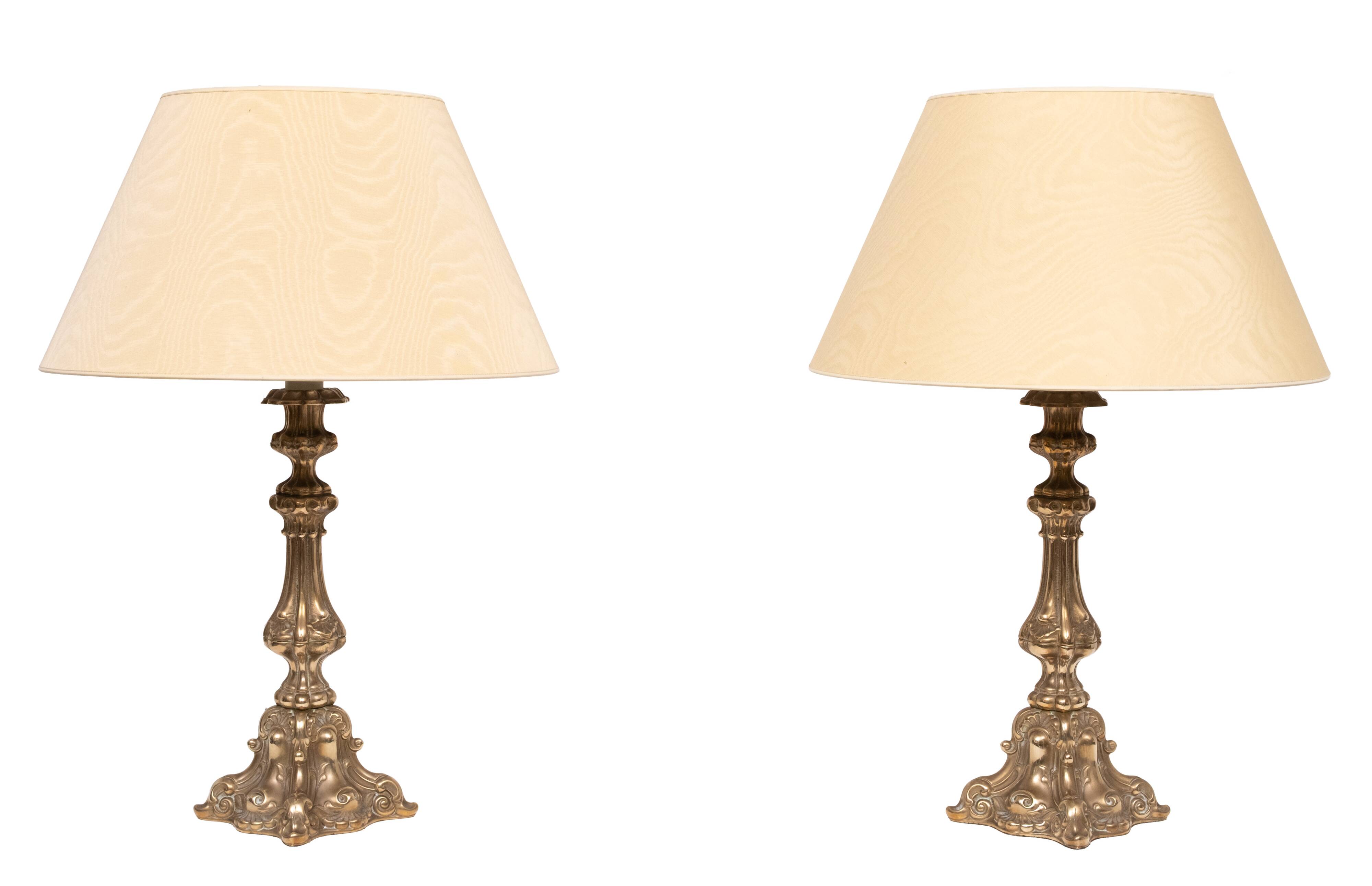 Stunning pair of Rococo Brass table lamps Italy 1920s
