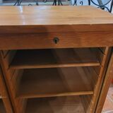 Double binder with curtains