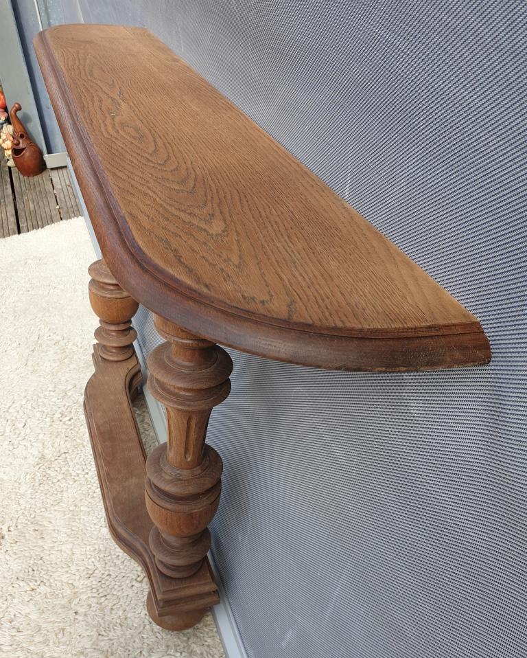 Neoclassical solid oak console with columns